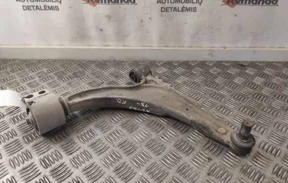 Opel Astra J Front lower control arm/wishbone BFAT03
