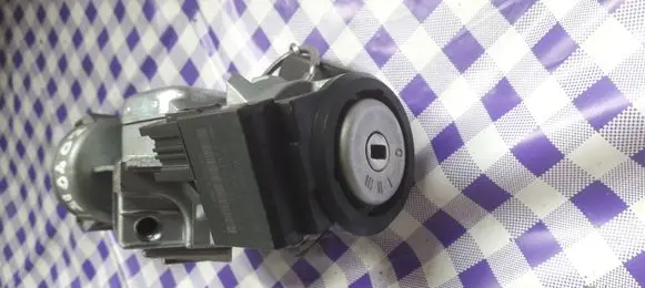 Ford Mondeo MK IV Ignition lock 3M513F880AD