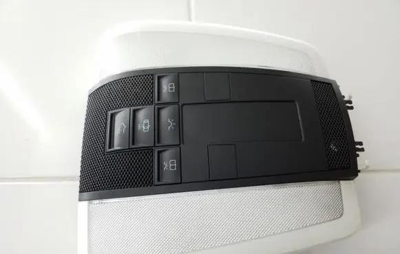 Mercedes-Benz C W204 Front seat light A2048202001