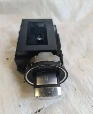 Volkswagen PASSAT B6 Ignition lock 3C0905843Q 33303301 11602101638781