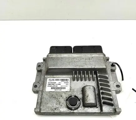 Opel Vivaro Engine control unit/module 9833346580 9857411280