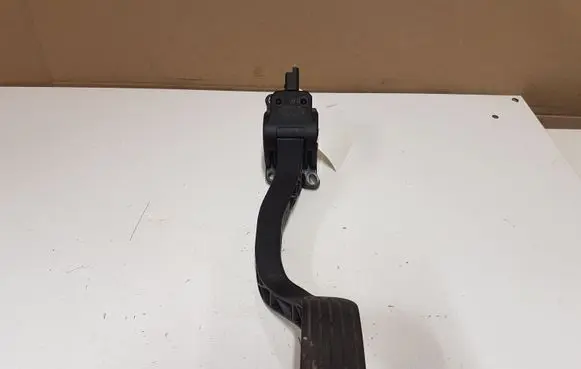 Citroen C4 II Accelerator throttle pedal 0280755162 9671434080