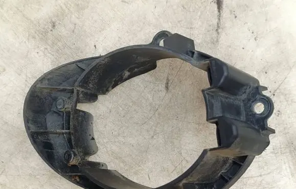 Toyota Avensis T270 Fog light bracket 5212705060