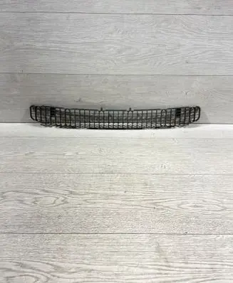 BMW 3 E46 Bonnet/hood grill 8220766
