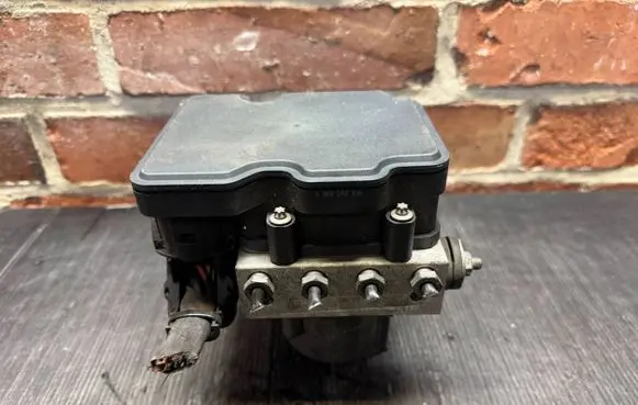 Mercedes-Benz Sprinter W906 ABS Pump A9069005702 269800 ZGS001