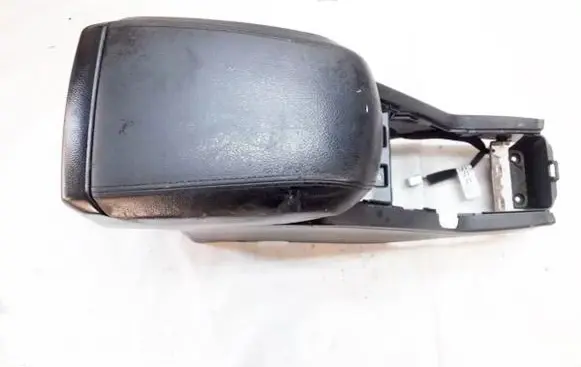 Chevrolet Captiva Armrest 8814dey c100cnsl