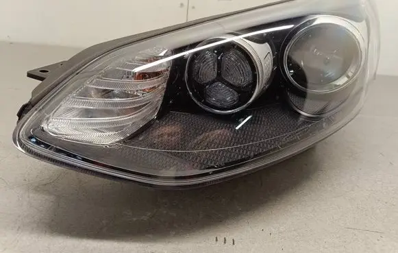 KIA Sportage Headlight/headlamp 040320211456 L009L04A0000145 92101F1040AS