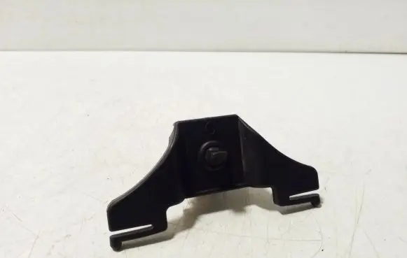 Mitsubishi Pajero Fuel tank cap lock 