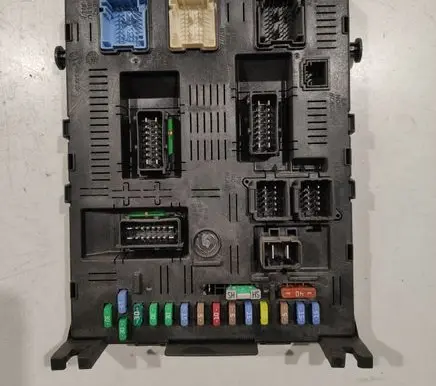 Peugeot 607 Comfort/convenience module 281133963A1