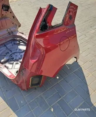 Citroen C4 II Picasso Rear quarter panel 