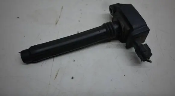 High voltage ignition coil