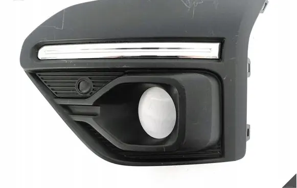 Dacia Sandero Front fog light trim/grill 261A35053R
