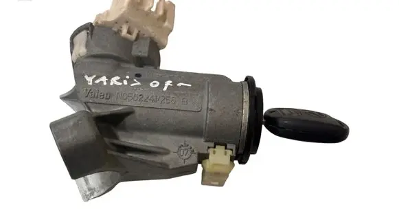 Toyota Yaris Ignition lock N0502241256