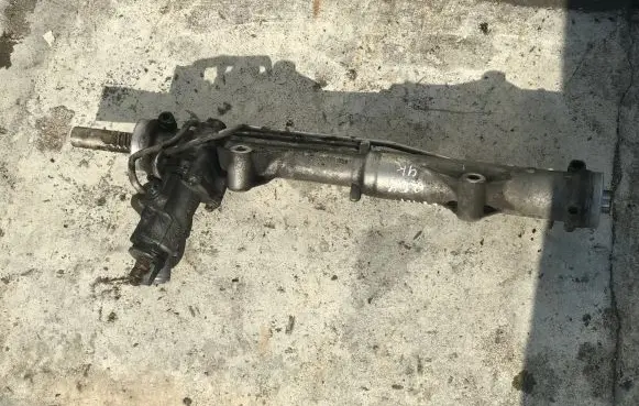 Mercedes-Benz C W204 Steering rack