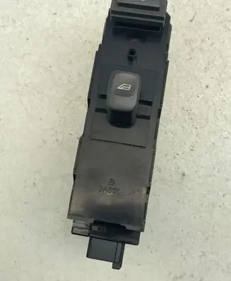 Volvo S60 Electric window control switch 30658117 MJ275100118 02W31E