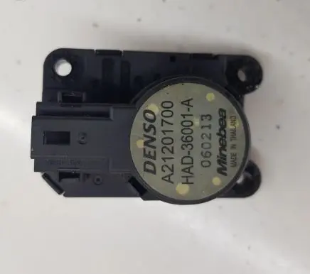 Renault Captur Air flap motor/actuator A21201700