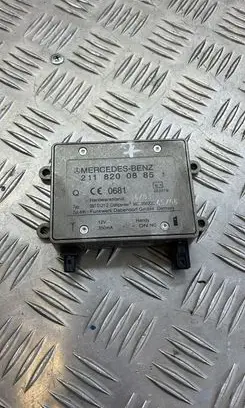Mercedes-Benz E W211 Bluetooth antenna 2118200885