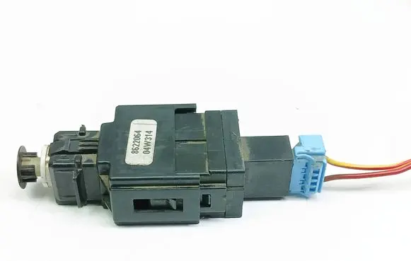 Volvo S60 Brake pedal sensor switch 8622064 04W314