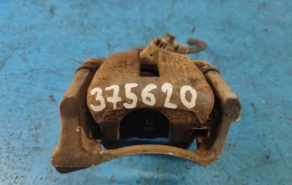 Volkswagen Tiguan Front brake caliper 5N0615403