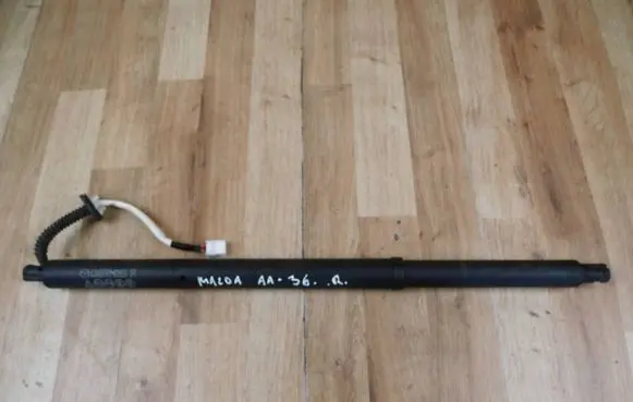 Mazda CX-30 Tailgate/trunk strut/damper DFR7626EX
