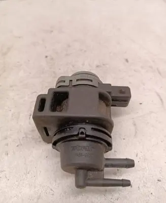 Renault Koleos I Vacuum valve 8200575400