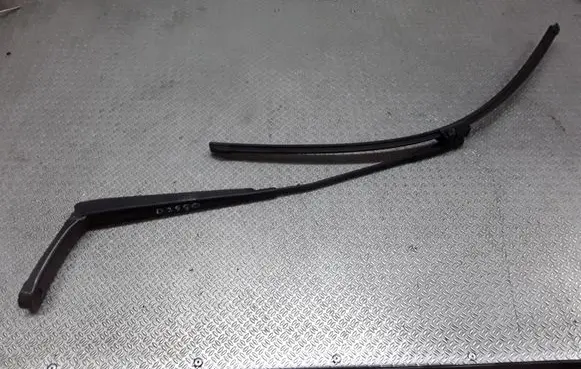 Volkswagen Touran I Windshield/front glass wiper blade 1T0955410A