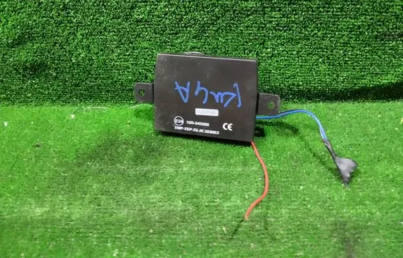 Ford Kuga I Parking PDC control unit/module 10R040986 3197531 XVFB4