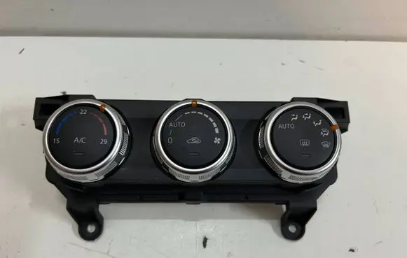 Mazda CX-3 Climate control unit DA6S61190A