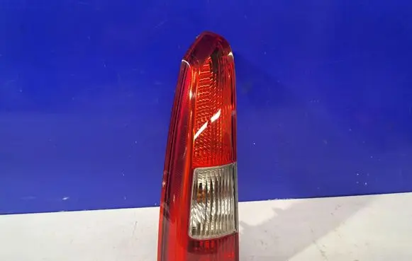 Volvo V70 Tailgate rear/tail lights 9483688 91544993