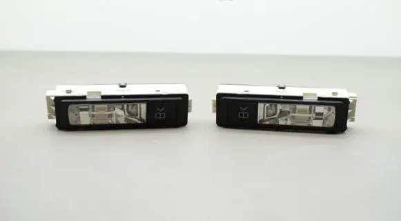 Mercedes-Benz GLC X253 C253 Front seat light A0998150100 A0998150000