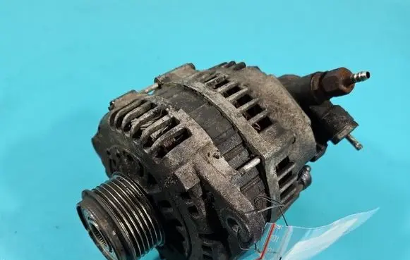 Opel Astra H Generator/alternator IMPRK1581381