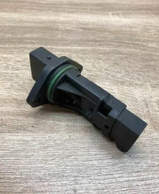 Mercedes-Benz E W210 Mass air flow meter F00C2G2003 765213A