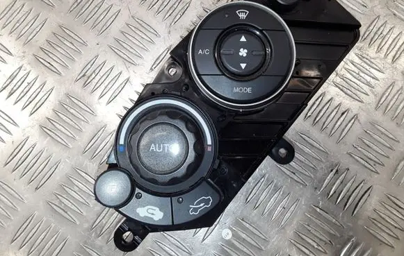 Honda Civic Air conditioning/heating control unit 79600SMGE4