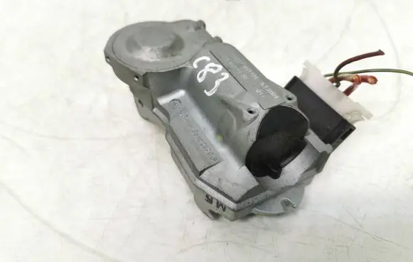 Mercedes-Benz E W211 Steering wheel lock A2034621130