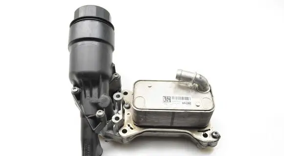 Mercedes-Benz E W212 Oil filter mounting bracket A6511801165