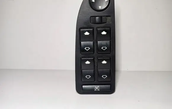 BMW 5 E39 Electric window control switch 6904306 796195