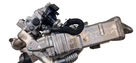 BMW 4 F36 Gran coupe EGR valve 8513132 7822347