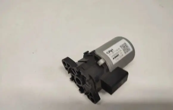 Ford Explorer Seat adjustment motor P1187170200 HX8640002130