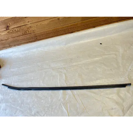 Volkswagen ID.3 Front door glass trim molding 10A837477C