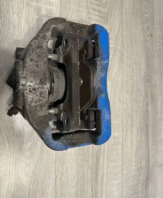 BMW 5 E60 E61 Front brake caliper Bmw6030324