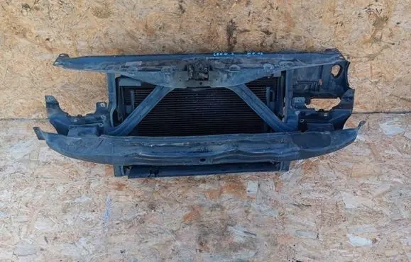 Seat Leon (1P) Front piece kit 