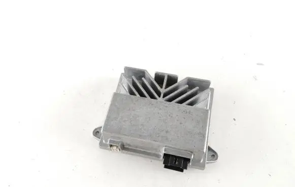 Porsche Panamera (970) Sound amplifier 99164555700 7204112017 3120143097