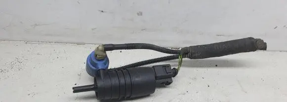 Volkswagen Polo V 6R Windscreen/windshield washer pump 1J0973722 20170427