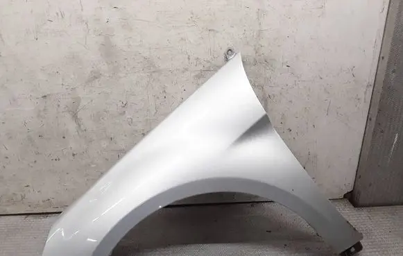 Mercedes-Benz B W245 Fender 