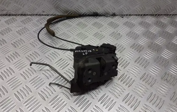 Mazda 3 I Front door lock