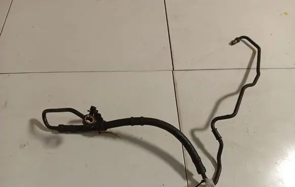 Toyota Avensis T250 Power steering hose/pipe/line 