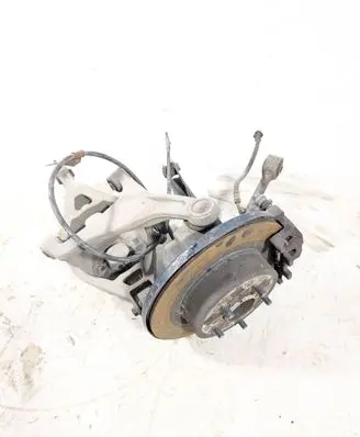 Infiniti QX50 (J50) Rear wheel hub spindle/knuckle 