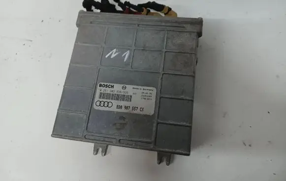 Audi A4 S4 B5 8D Engine control unit/module 8D0907557CX 26SA4269 0261203938