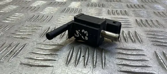 Nissan Qashqai Vacuum valve 70134303
