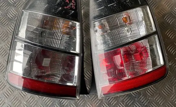 Toyota Prius (XW20) Rear/tail lights set PRIUSXW20
